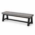 Banc rectangulaire en béton gris avec cadre en bois noir